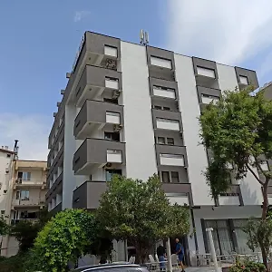 Hotel Dias